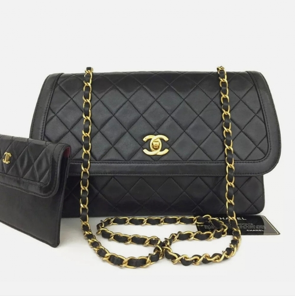 CHANEL Handbags - CHANEL Lambskin Crossbody Bag W/ Wallet